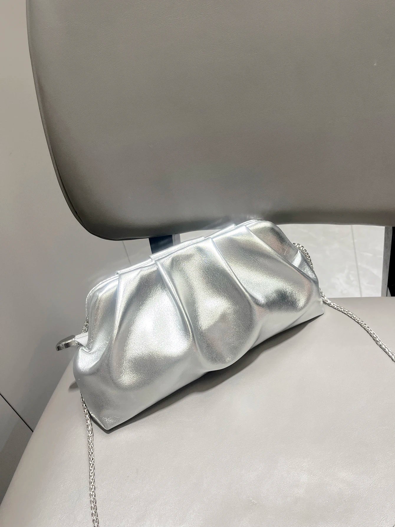 S42df98257104416db105b47cde150b672